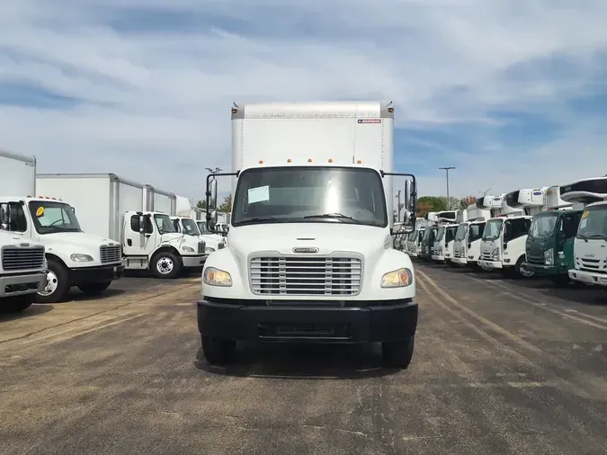 2017 FREIGHTLINER M2 106