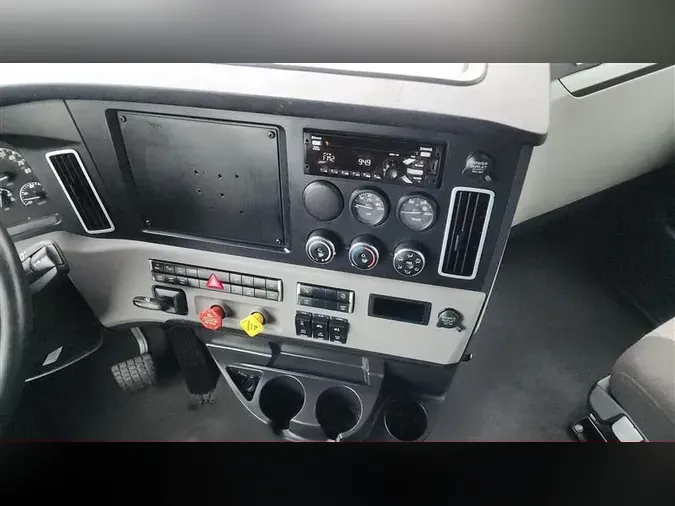 2020 FREIGHTLINER CA126