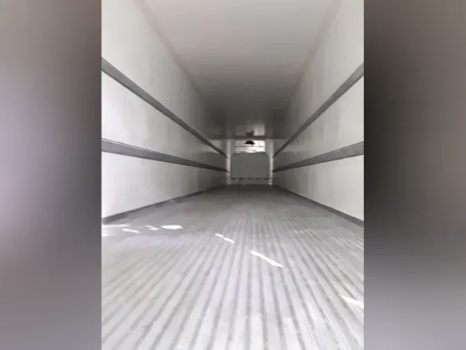 2016 VANGUARD TRAILER CORP R8000B 53/102/162