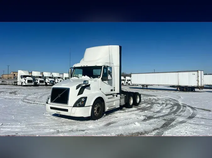 2018 Volvo VNL300