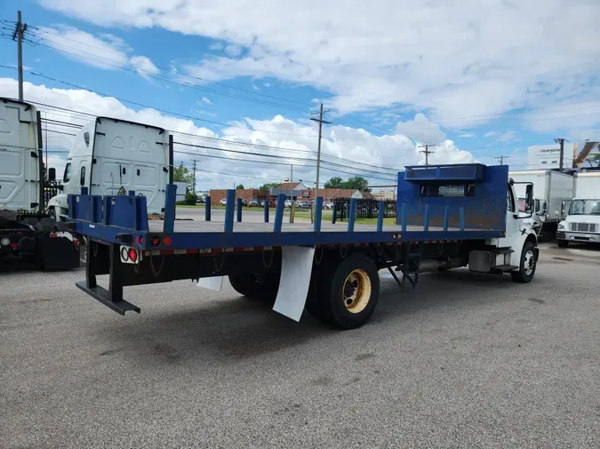 2015 FREIGHTLINER/MERCEDES M2 106