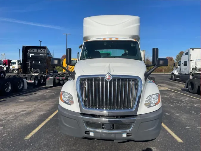 2020 International LT625ca5e67eb899ec7936096235b57c3259a