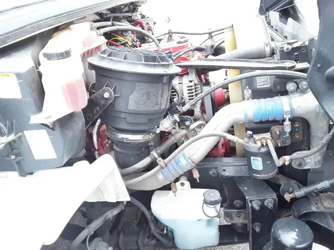 2018 FREIGHTLINER M2 106