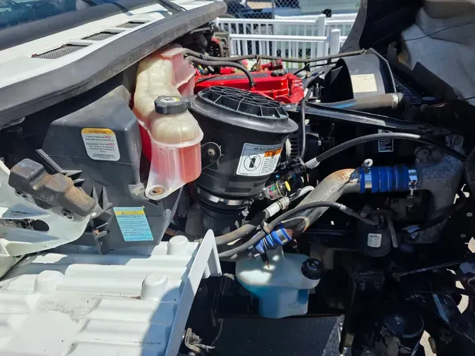 2015 FREIGHTLINER/MERCEDES M2 106