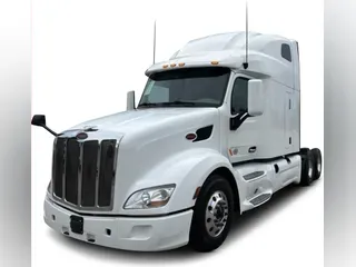 2022 Peterbilt 579