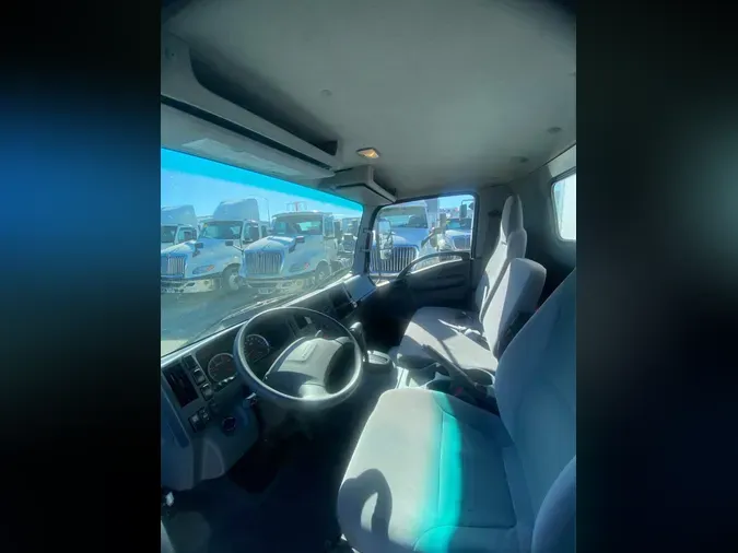 2018 ISUZU NPR HDca7123b855a2df6fabec8b2de11a9217