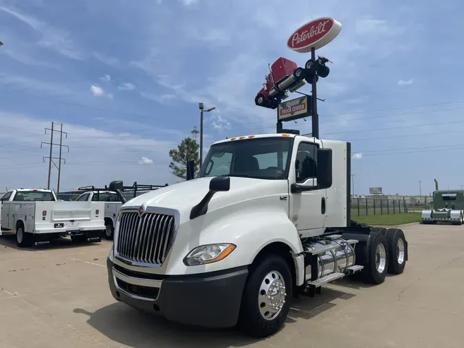 2019 International LT625