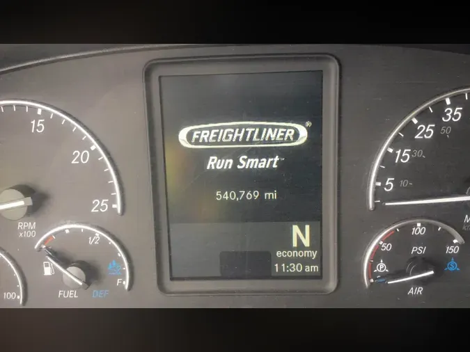 2019 Freightliner Cascadia 126