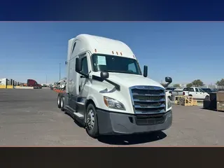 2021 Freightliner Cascadia 126