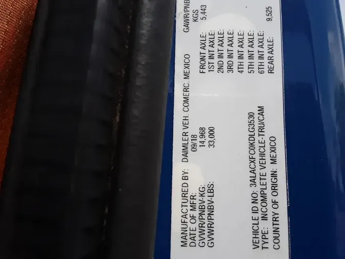 2019 FREIGHTLINER M2 106