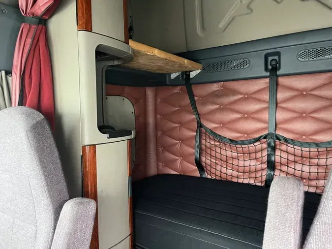 2019 FREIGHTLINER/MERCEDES CASCADIA 125