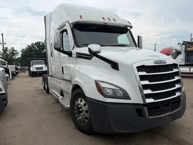 2022 FREIGHTLINER CASCADIA 126