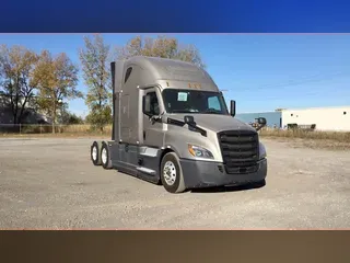 2021 Freightliner Cascadia 126