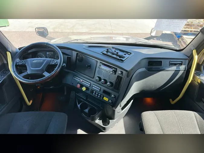 2024 Freightliner Cascadia 126