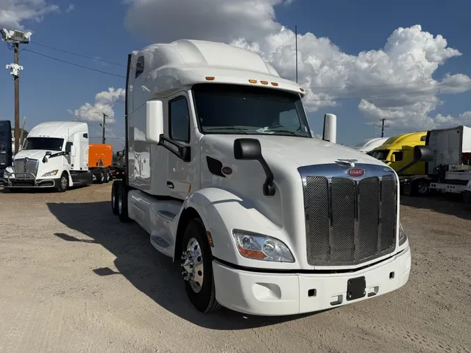 2022 Peterbilt 579