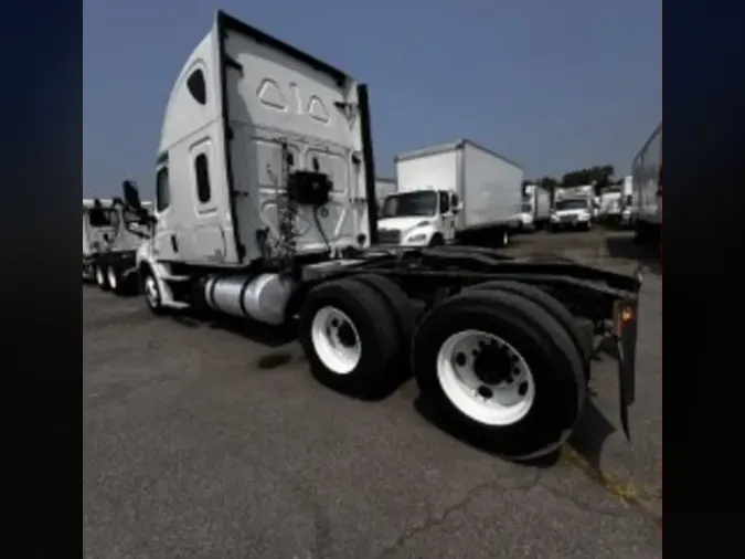 2019 FREIGHTLINER NEW CASCADIA PX12664