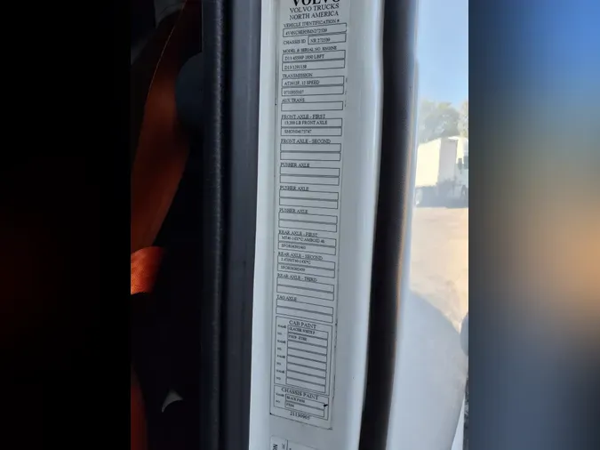 2021 VOLVO VNL64T-760ca92625b7132983311b7157760386593