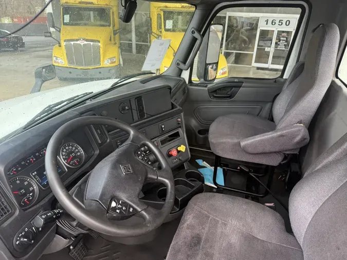 2021 International LT625