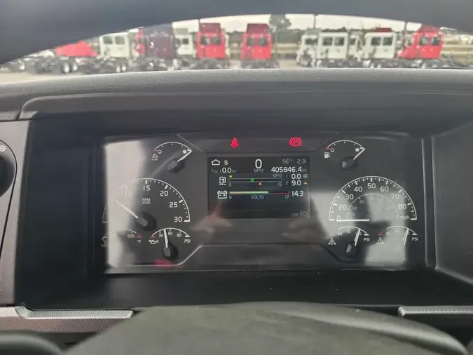 2019 VOLVO VNL42T 300