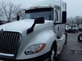 2020 NAVISTAR INTERNATIONAL LT625 SLPR CAB