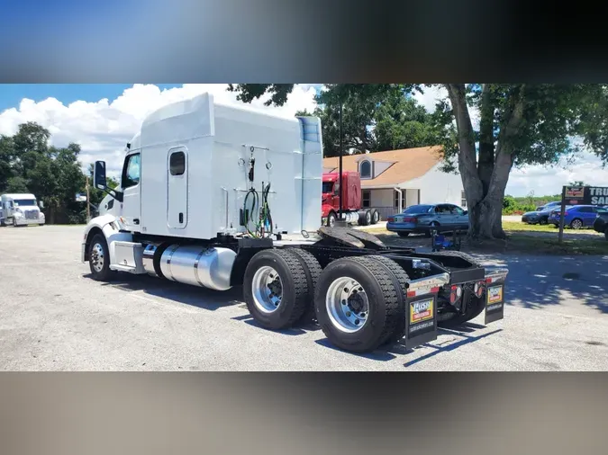 2022 Peterbilt 579