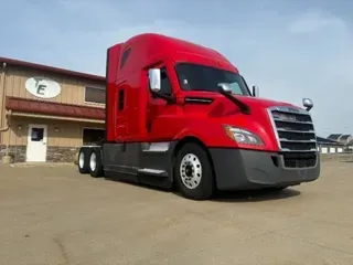 2021 Freightliner Cascadia 126