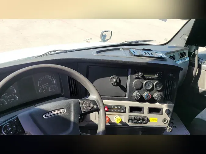 2020 Freightliner Cascadia