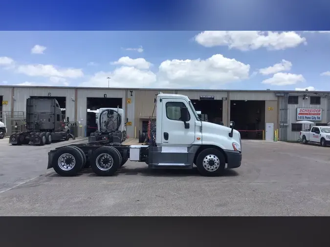 2018 Freightliner Cascadiacaaa99554ae087c8947ffd119bac99b3