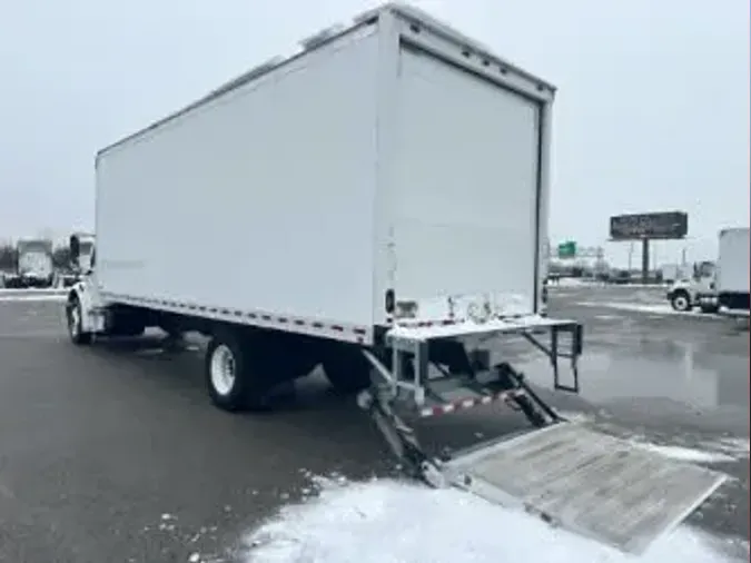 2018 FREIGHTLINER/MERCEDES M2 106