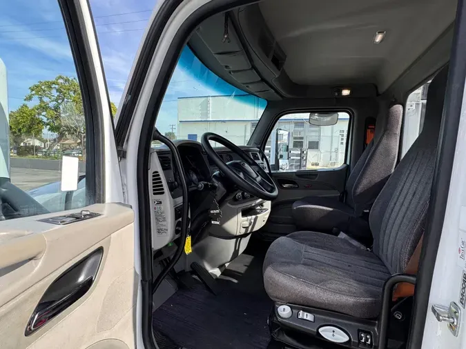 2021 Peterbilt 579caae0e8611a1283a6d9e107cd3b30ca4