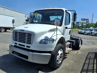 2018 FREIGHTLINER/MERCEDES M2 106