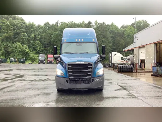 2022 Freightliner Cascadia