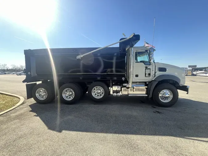 2026 MACK GRANITE 84BR