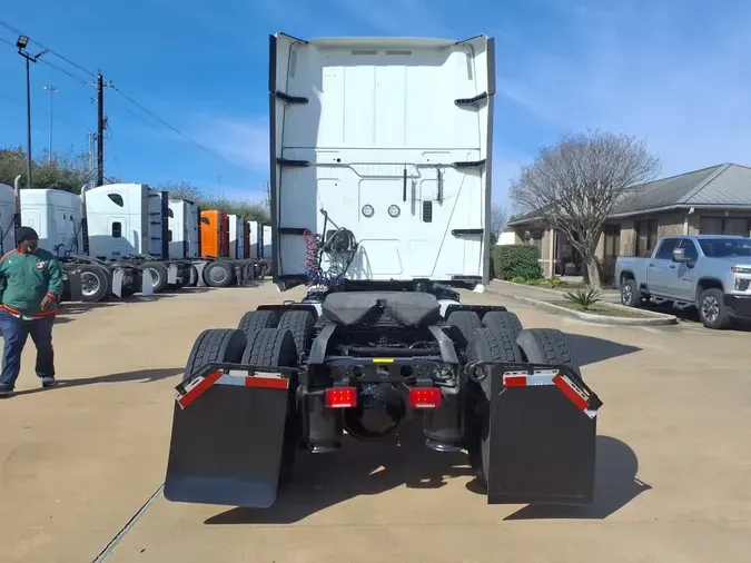 2020 NAVISTAR INTERNATIONAL LT625 SLPR CABcab4820e87bdd79fcf99567345fede99