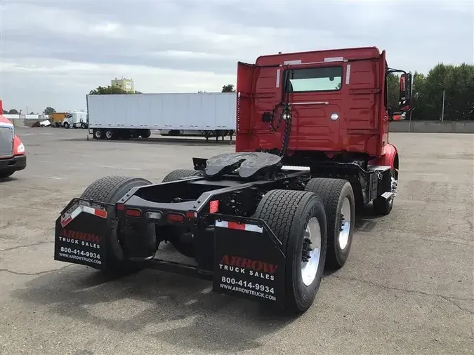 2023 VOLVO VNR300cab69cb3f245c8d2b9d45875a31a5903