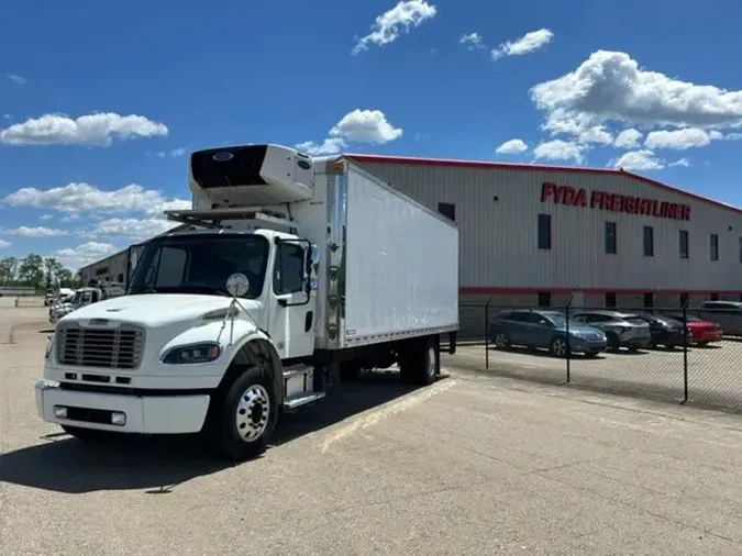 2019 Freightliner BUSINESS CLASS M2 106