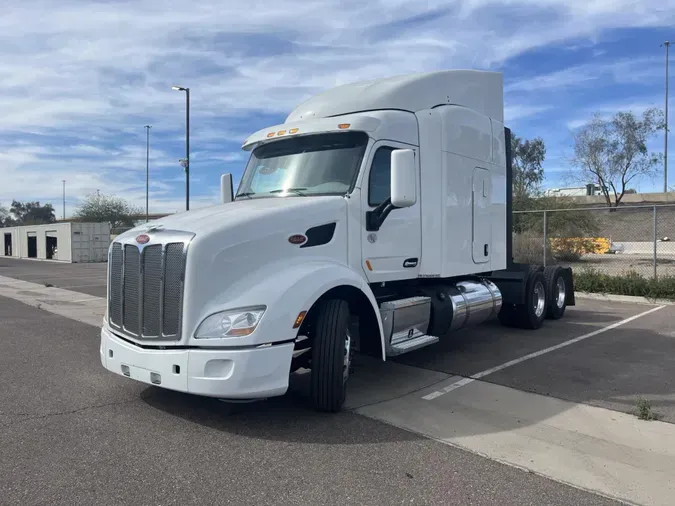 2022 Peterbilt 579