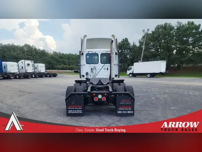 2019 FREIGHTLINER CA126