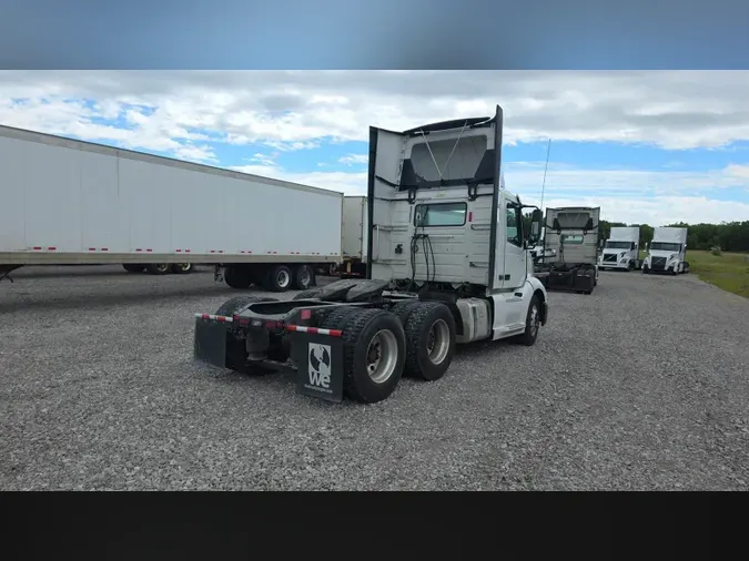 2018 Volvo VNL300