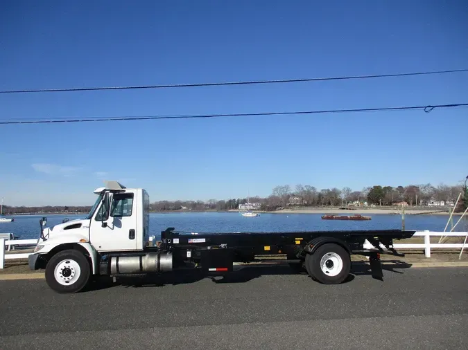 2019 INTERNATIONAL 4300