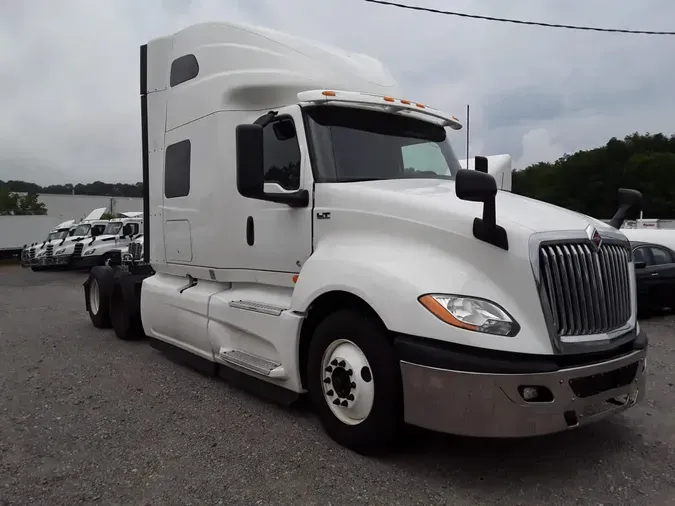 2020 NAVISTAR INTERNATIONAL LT625 SLPR CAB