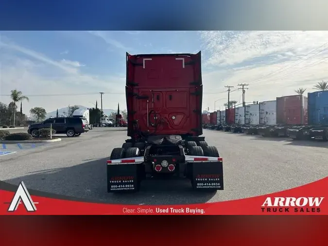 2021 FREIGHTLINER CA126