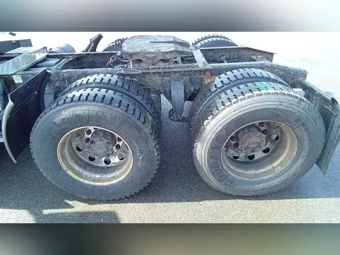 2019 Freightliner Cascadia 126