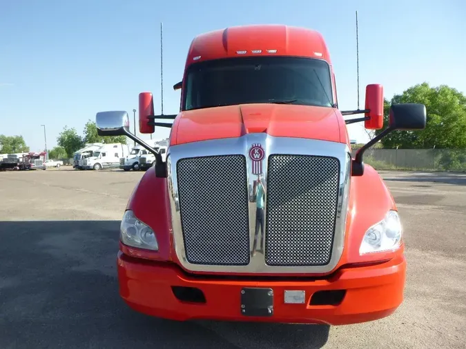 2021 Kenworth T680cacd3f186e34a070b34083d696f69035