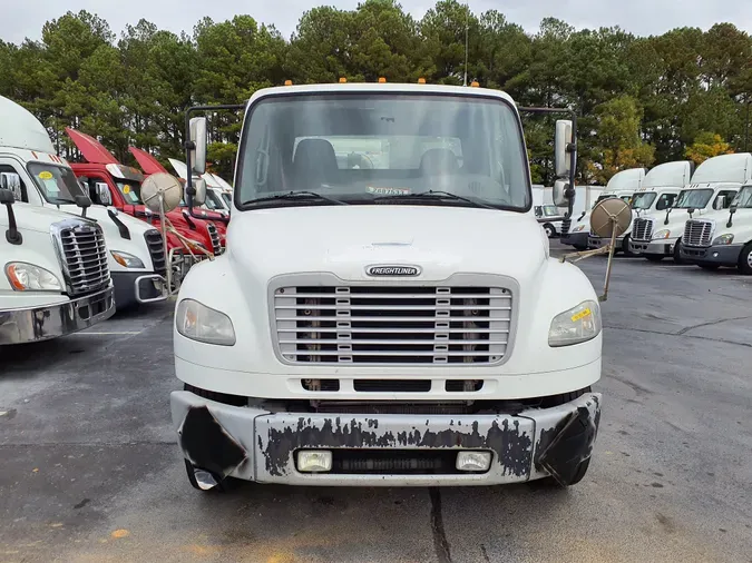 2016 FREIGHTLINER/MERCEDES M2 106