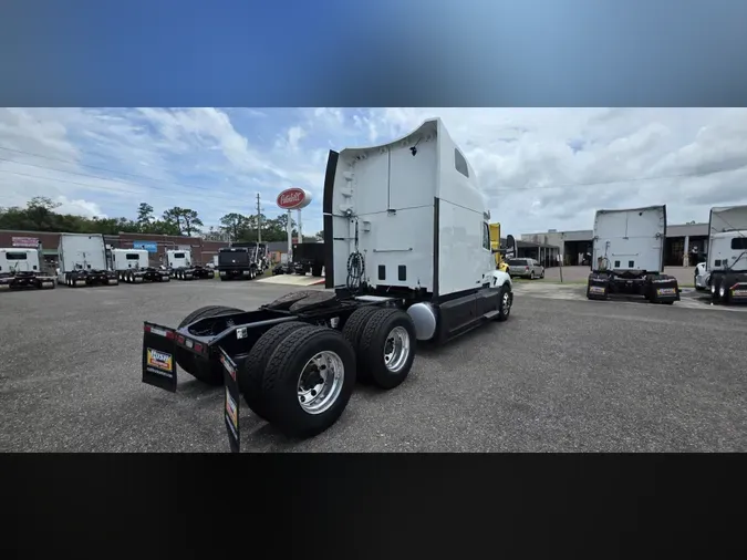 2022 Peterbilt 579cad1a1a973d5aa2c68ef05a118df3e04