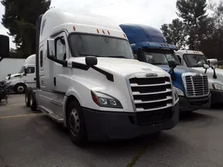 2019 Freightliner NEW CASCADIA PX12664