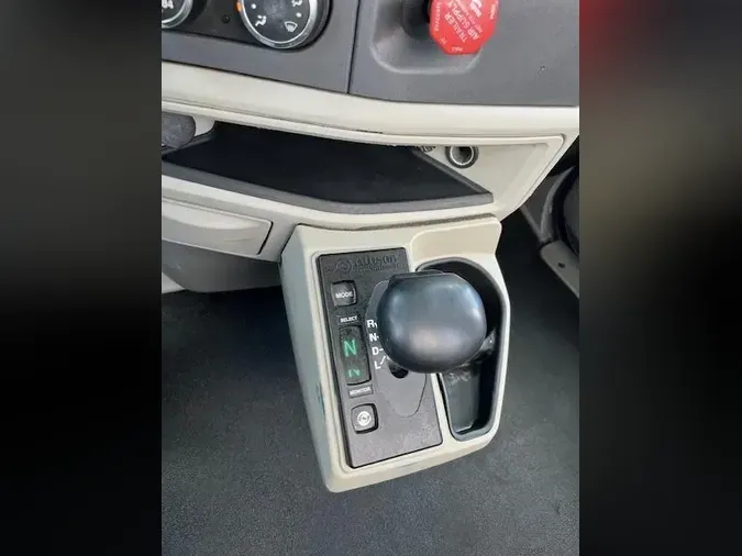 2020 Peterbilt 567