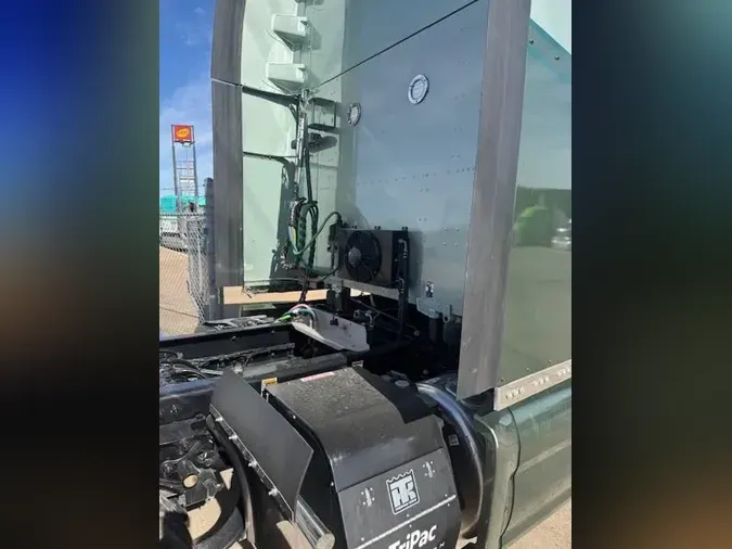 2021 Peterbilt 579cadc6b4c7069f4614836b86032ba4410