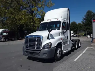 2020 FREIGHTLINER/MERCEDES CASCADIA 125